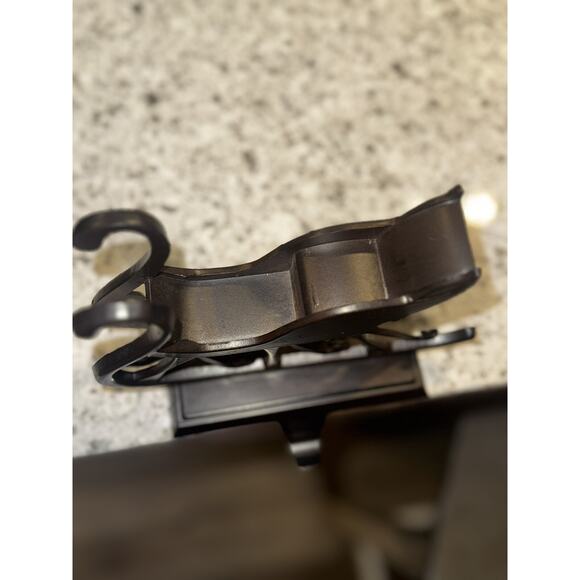 ⭐️Solid Metal Heavy Brown Old Time Sleigh Christmas Stocking Holder 7" - Picture 6 of 7